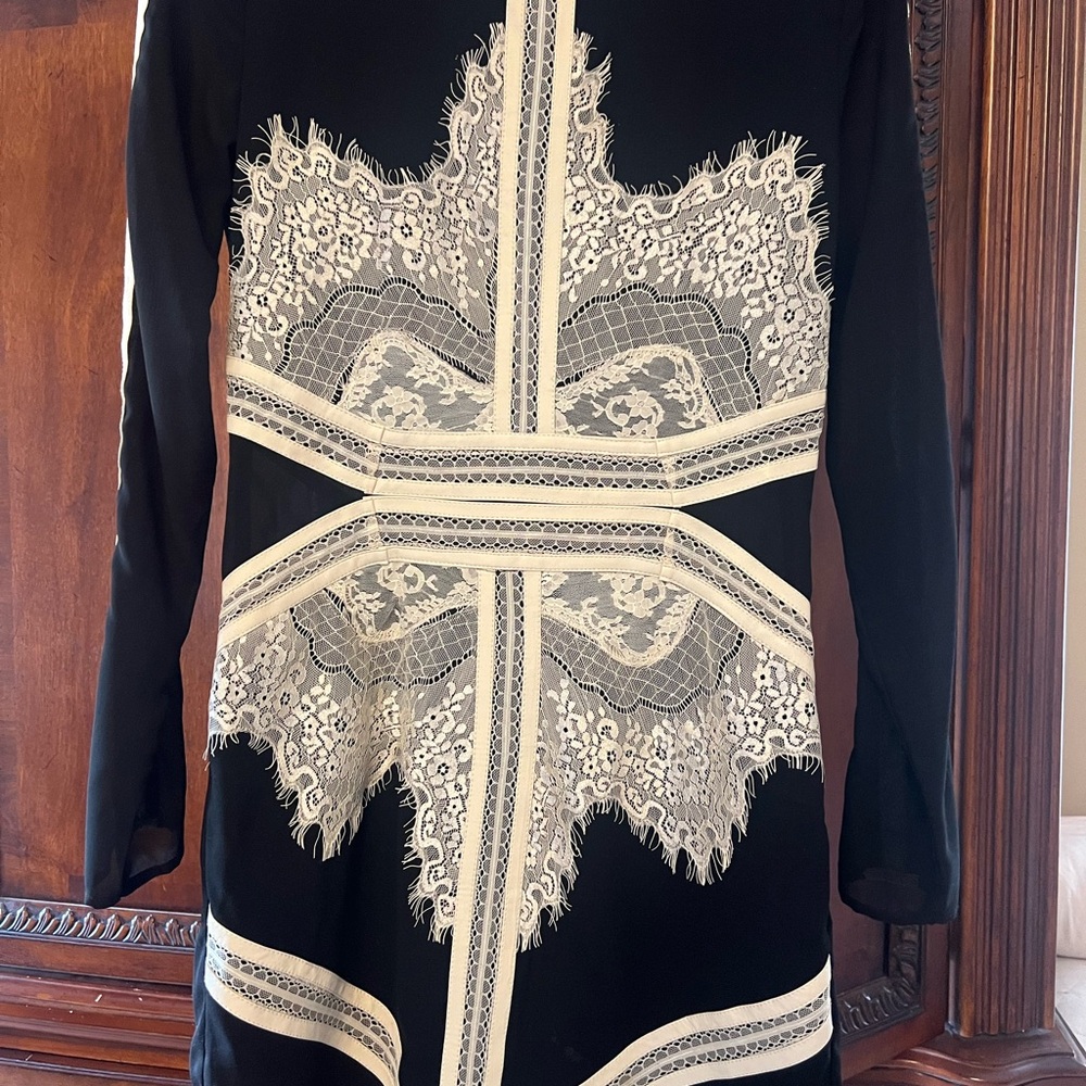 Elegant Black Dress with Lace Details